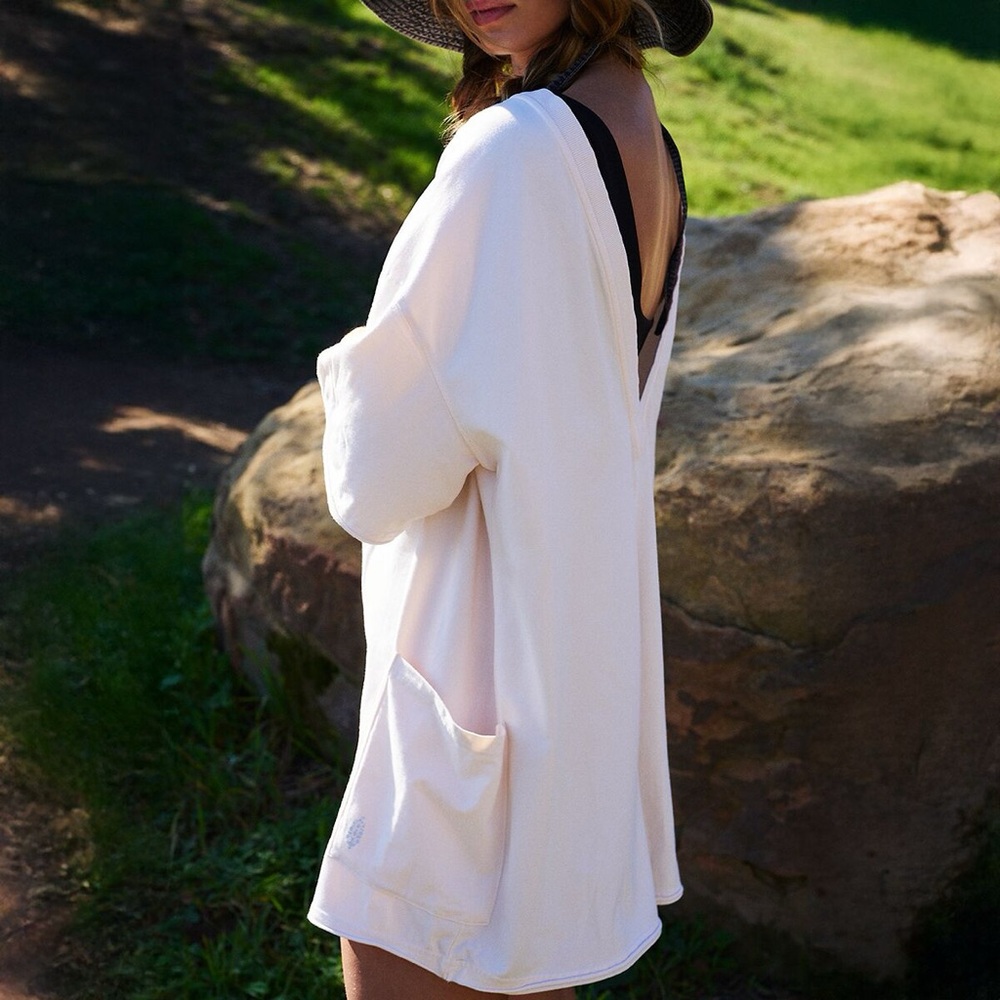 FP Movement by Free People Hot Shot T-Shirt Romper V-Neck Bleached Clay XS NEW - Picture 3 of 11